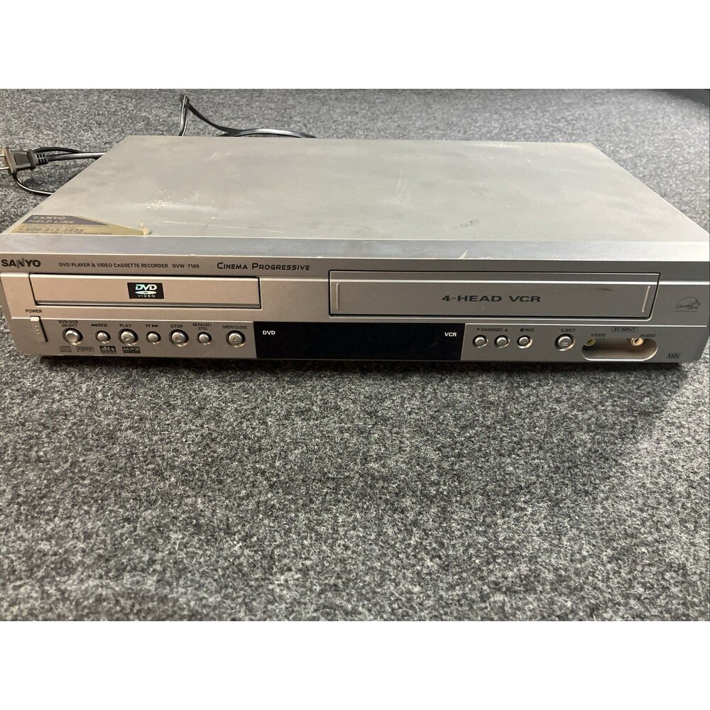 Sanyo DVW-7100A DVD 4 Head VCR Combo Player VHS Recorder. Tested. No remote